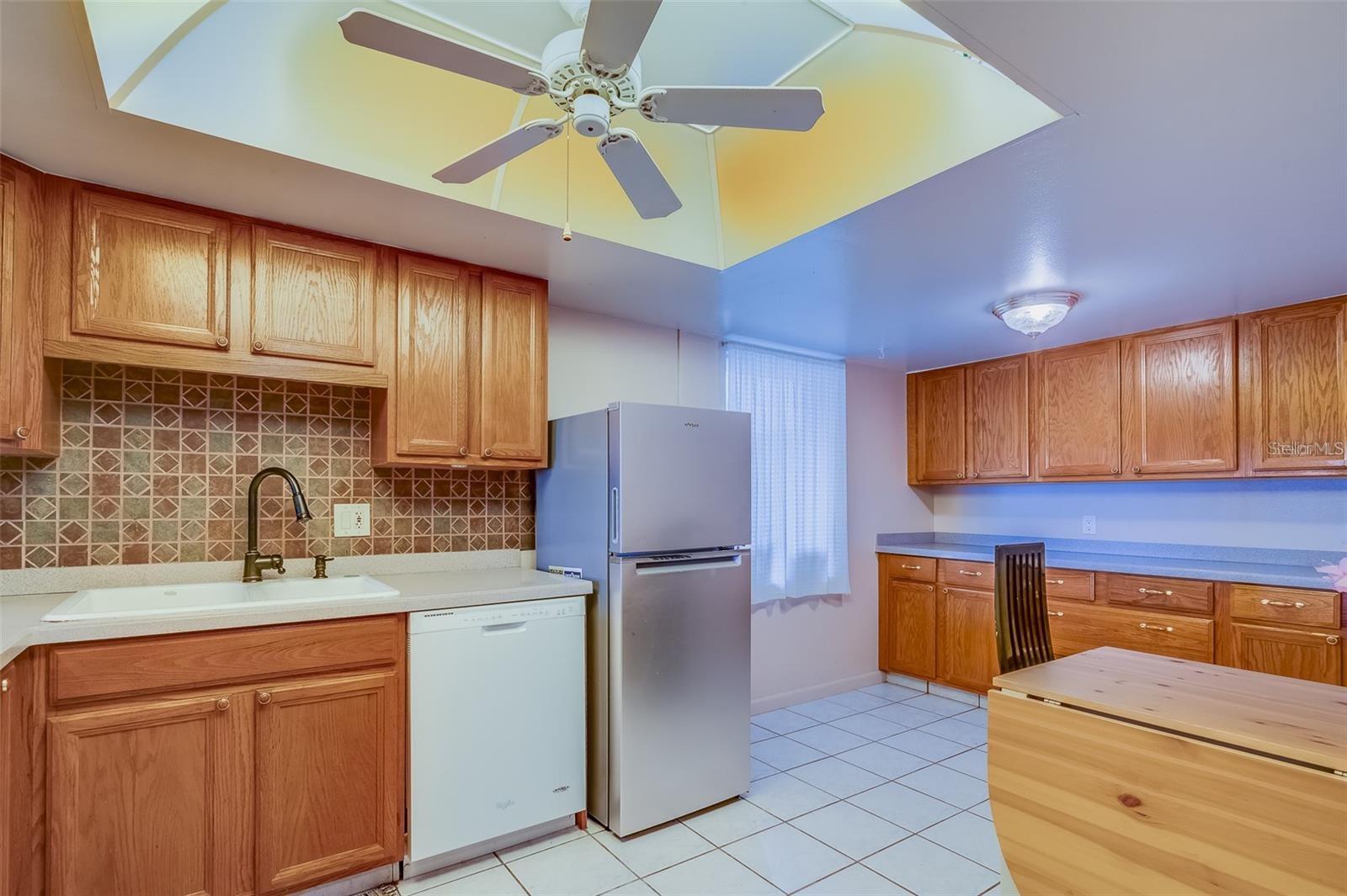 Image 9 of 38 For 4902 38th Way S 406