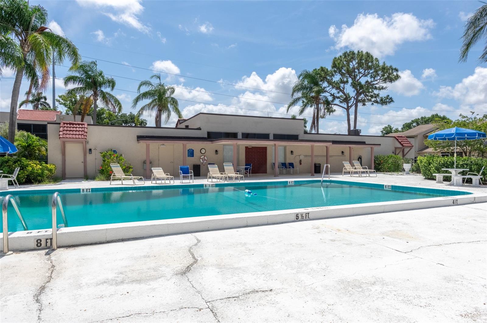Image 31 of 38 For 9700 Starkey Road 325