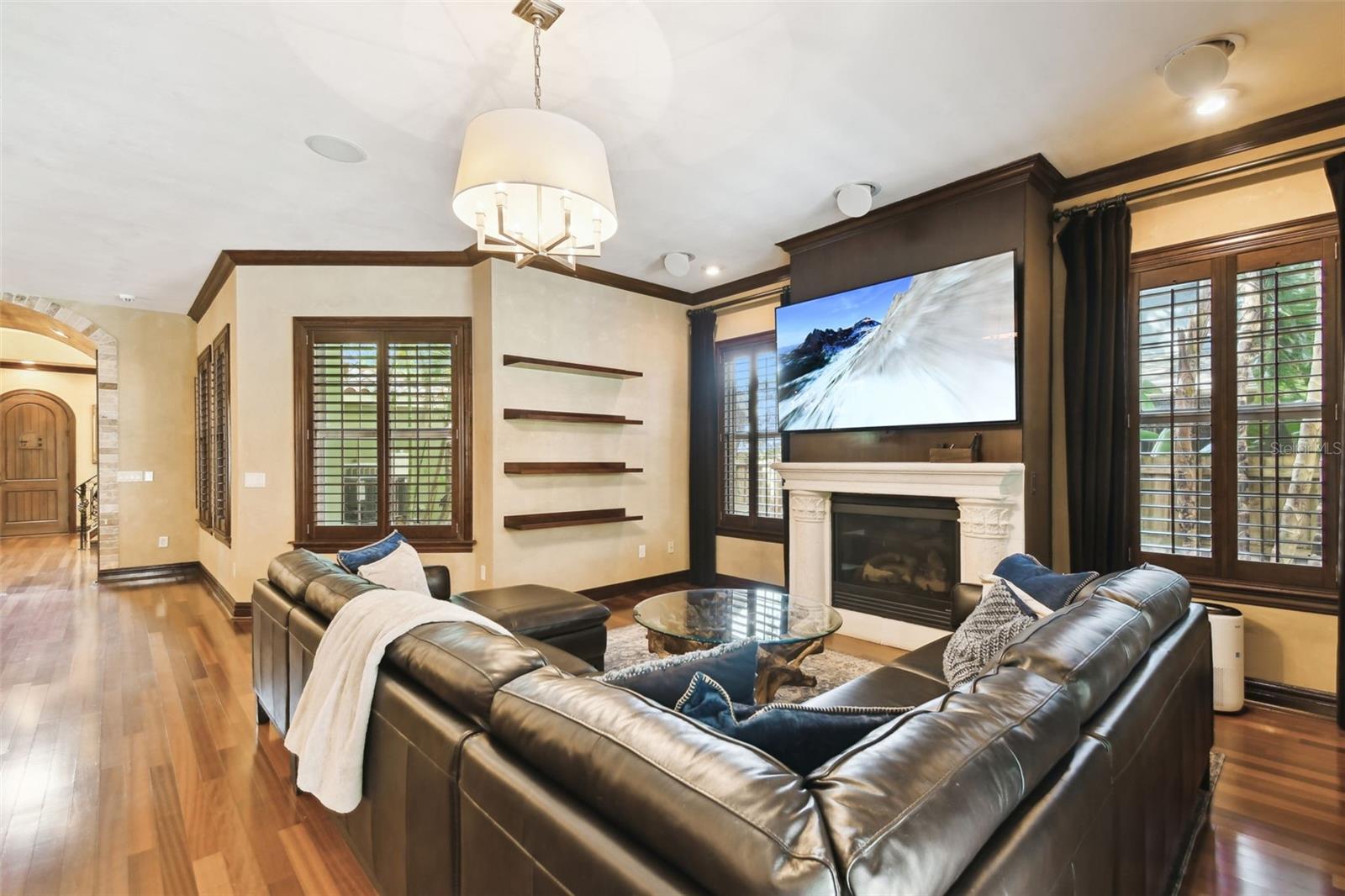 Image 23 of 84 For 6008 Interbay Boulevard