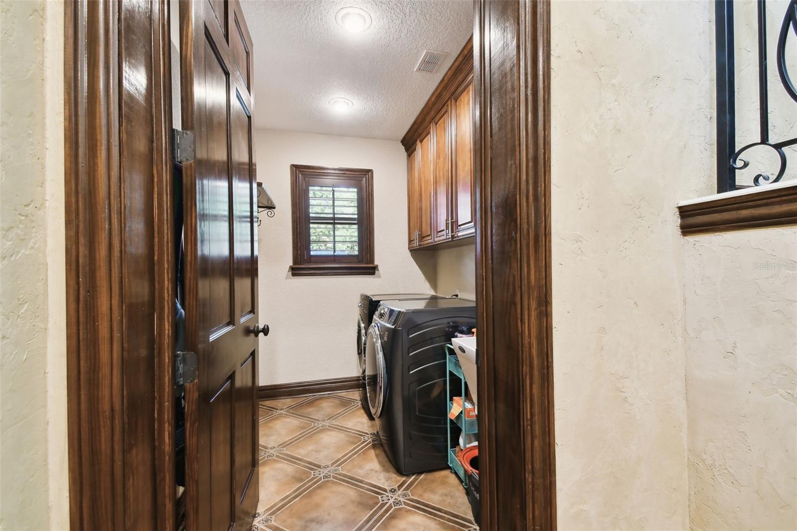 Image 62 of 84 For 6008 Interbay Boulevard