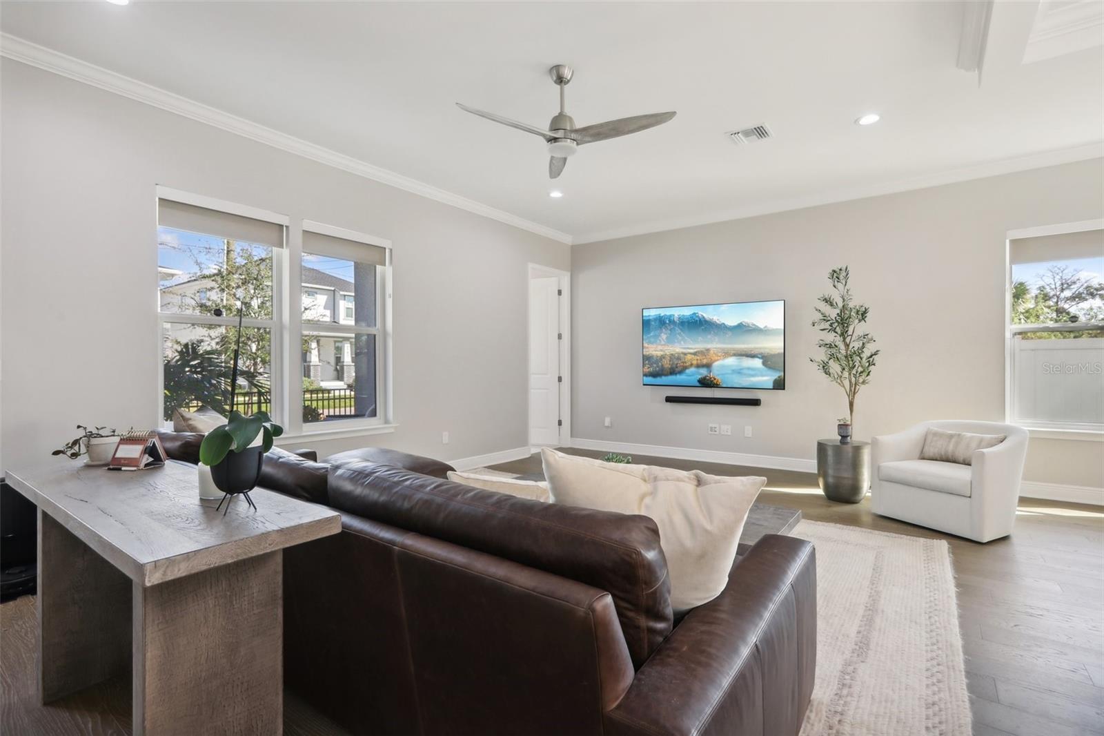 Image 7 of 36 For 2704 Fig Street 1