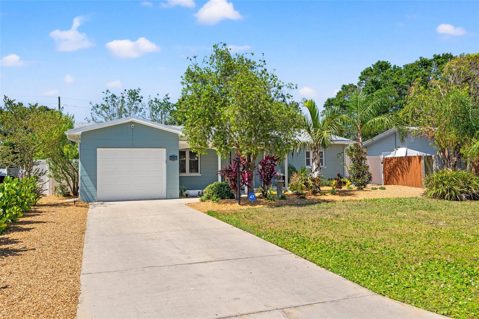 Details for 743 43rd Avenue Ne, ST PETERSBURG, FL 33703