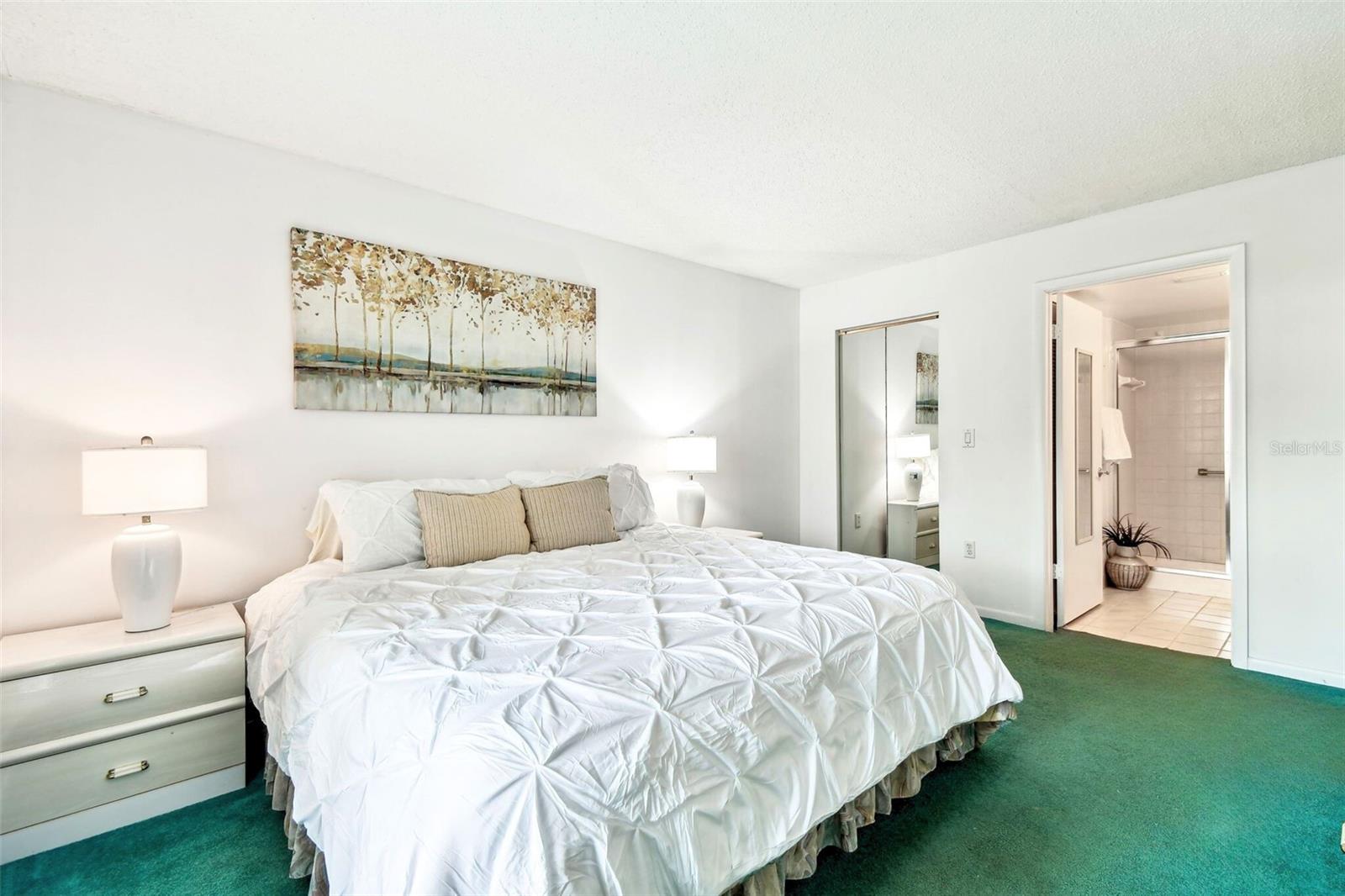Listing photo id 14 for 1109 Pine Ridge Circle W C1