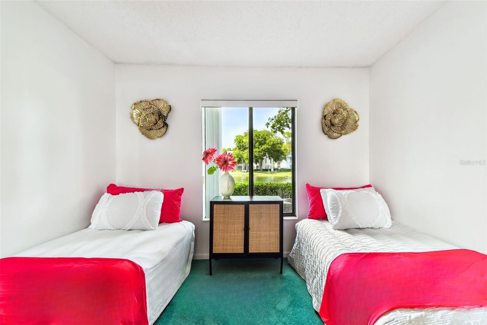 Listing photo id 21 for 1109 Pine Ridge Circle W C1