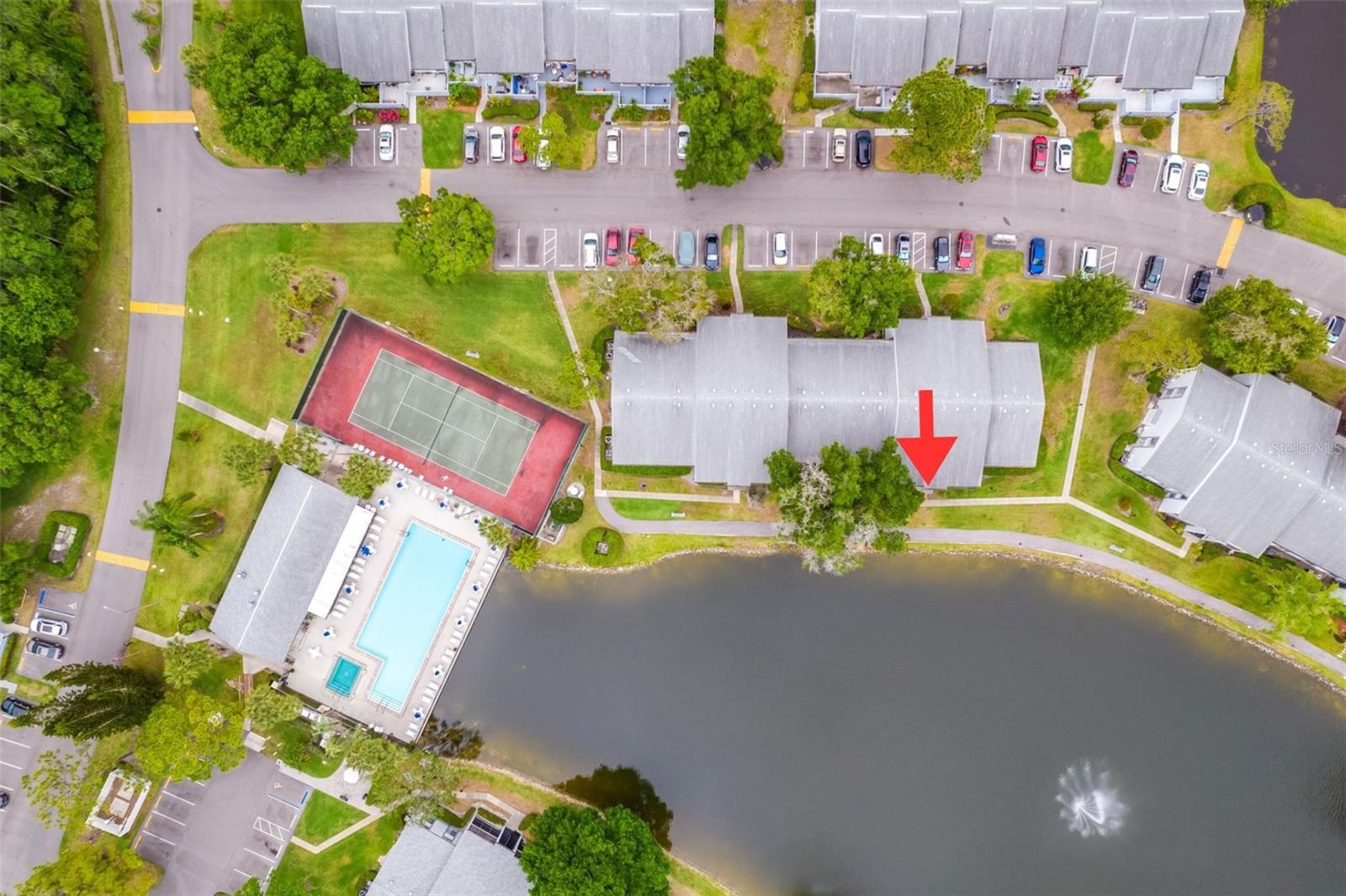 Listing photo id 38 for 1109 Pine Ridge Circle W C1