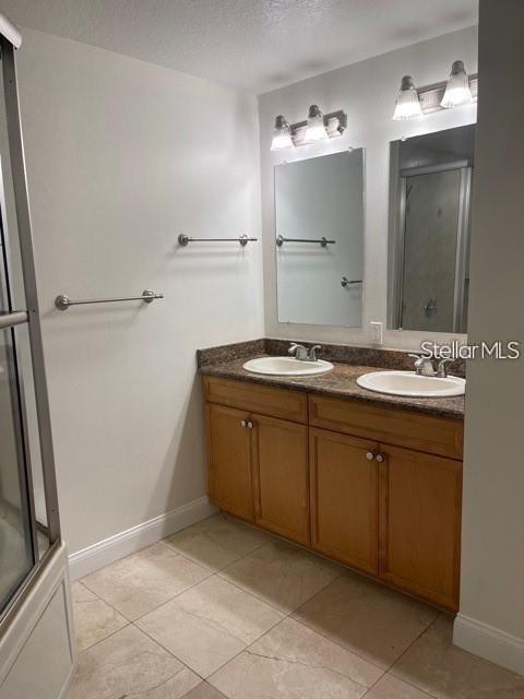 Image 8 of 13 For 750 4th Avenue S 404g