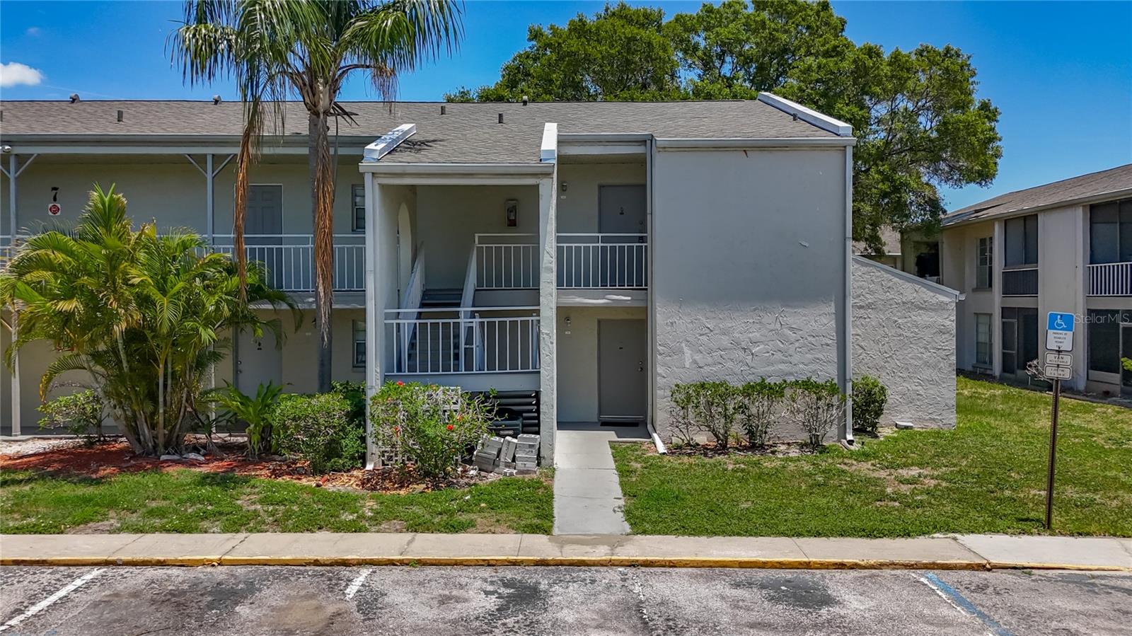 Image 2 of 25 For 2625 State Road 590  724