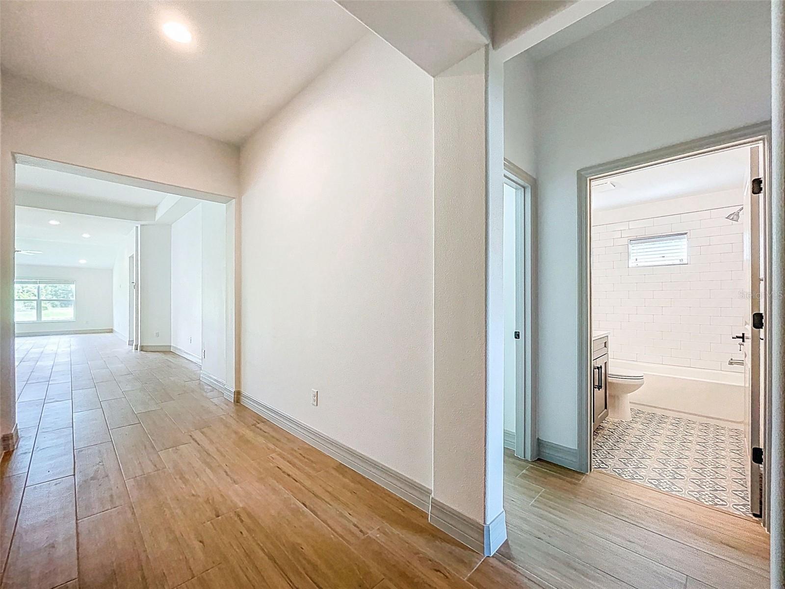 Image 12 of 53 For 4811 Cypress Club Place