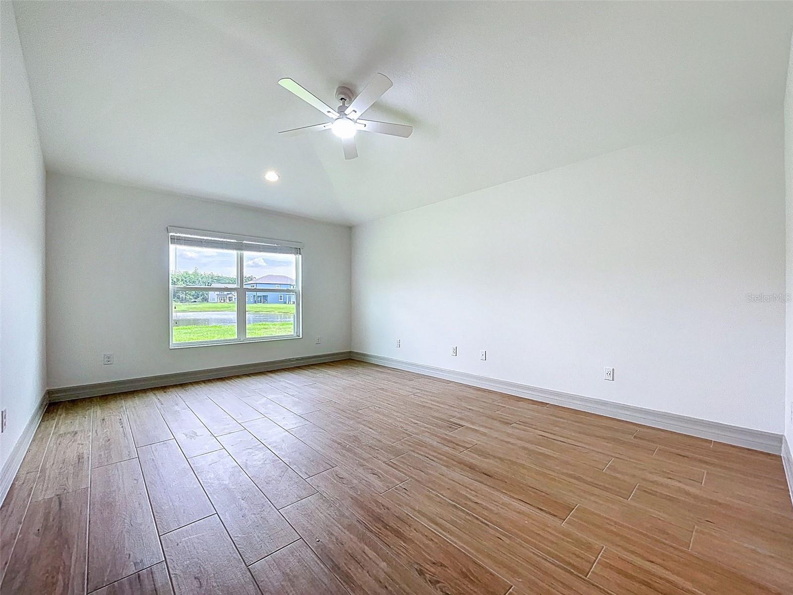 Image 19 of 53 For 4811 Cypress Club Place