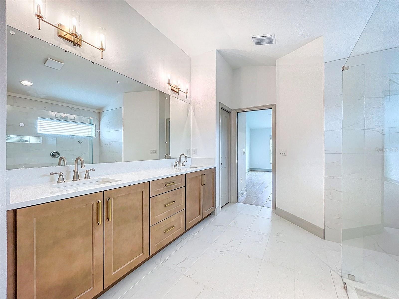 Image 34 of 53 For 4811 Cypress Club Place