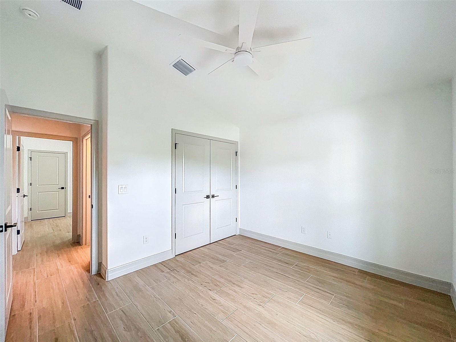 Image 40 of 53 For 4811 Cypress Club Place