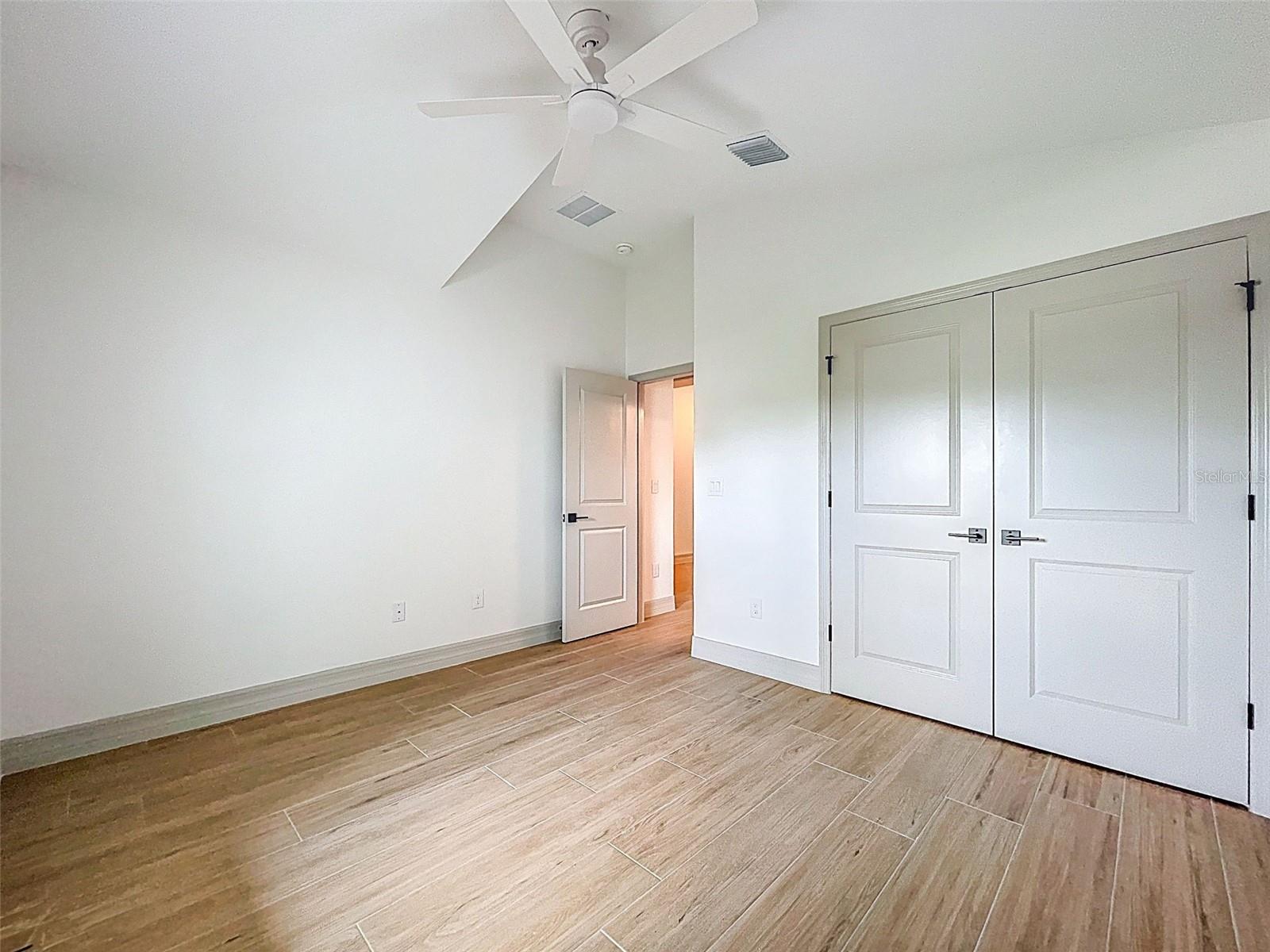 Image 41 of 53 For 4811 Cypress Club Place