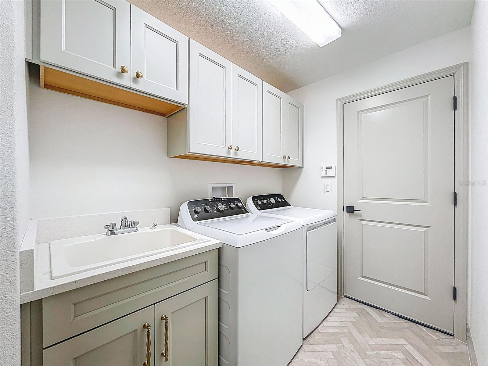 Image 46 of 53 For 4811 Cypress Club Place