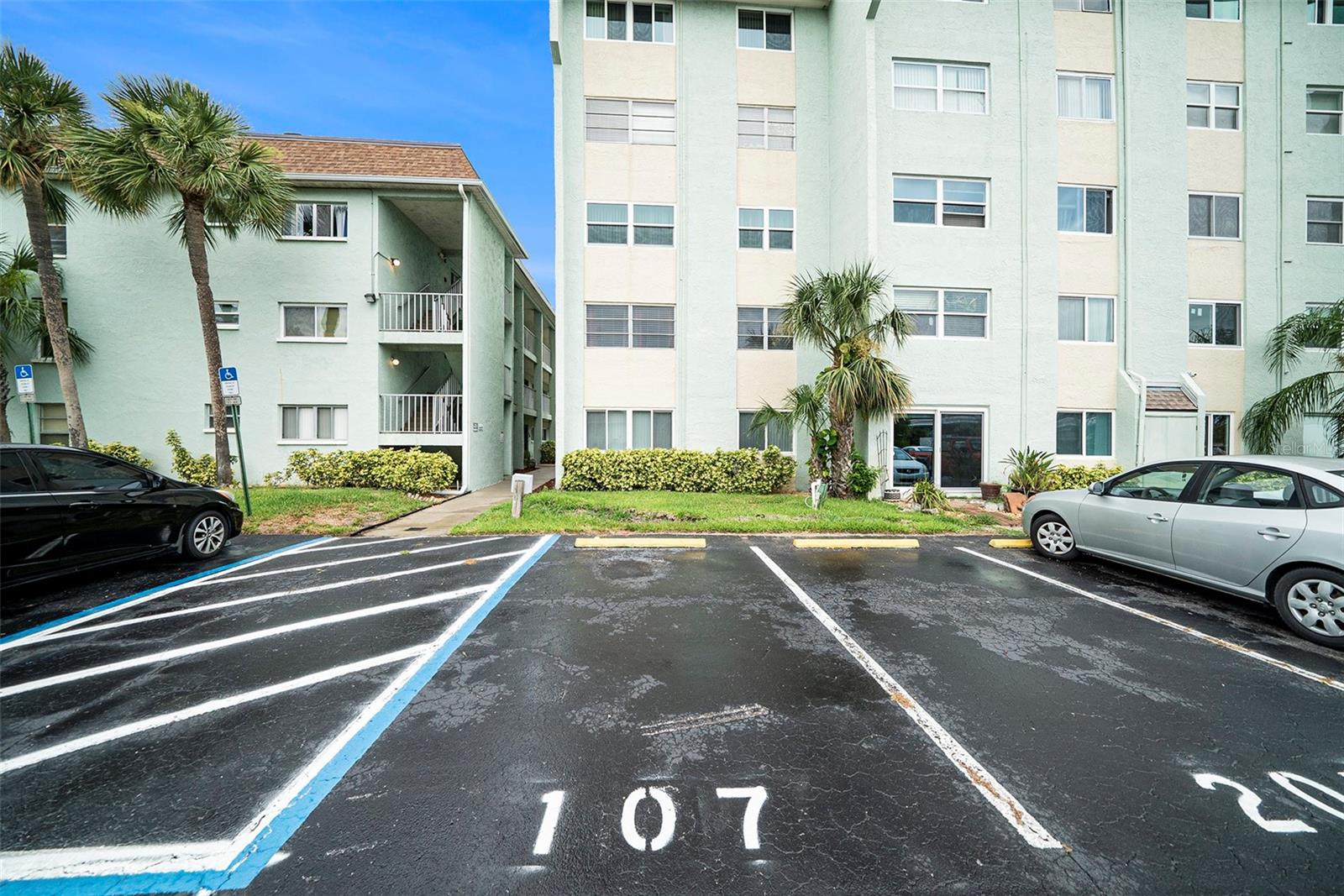 Image 3 of 27 For 801 83rd Avenue N 107