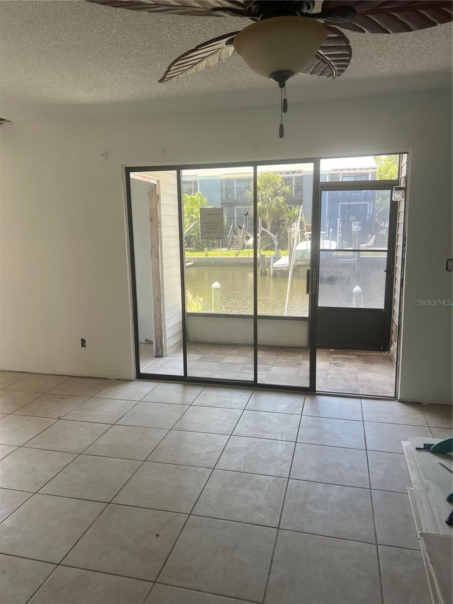 Image 6 of 13 For 376 Moorings Cove Drive 6c