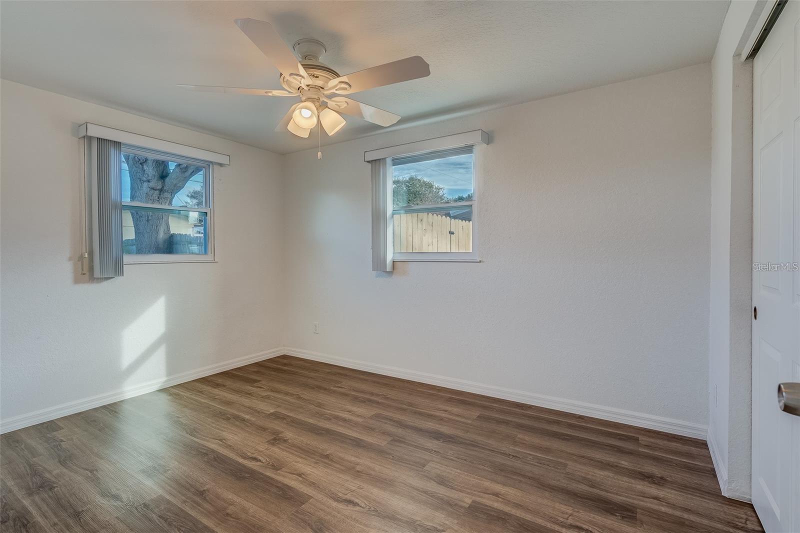 Image 14 of 40 For 8433 76th Avenue
