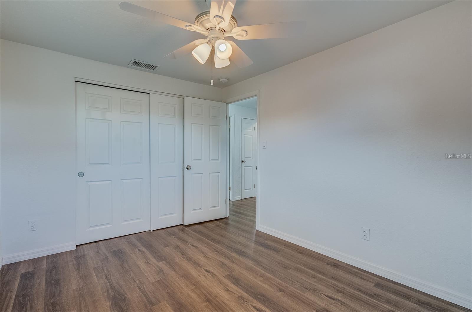 Image 15 of 40 For 8433 76th Avenue