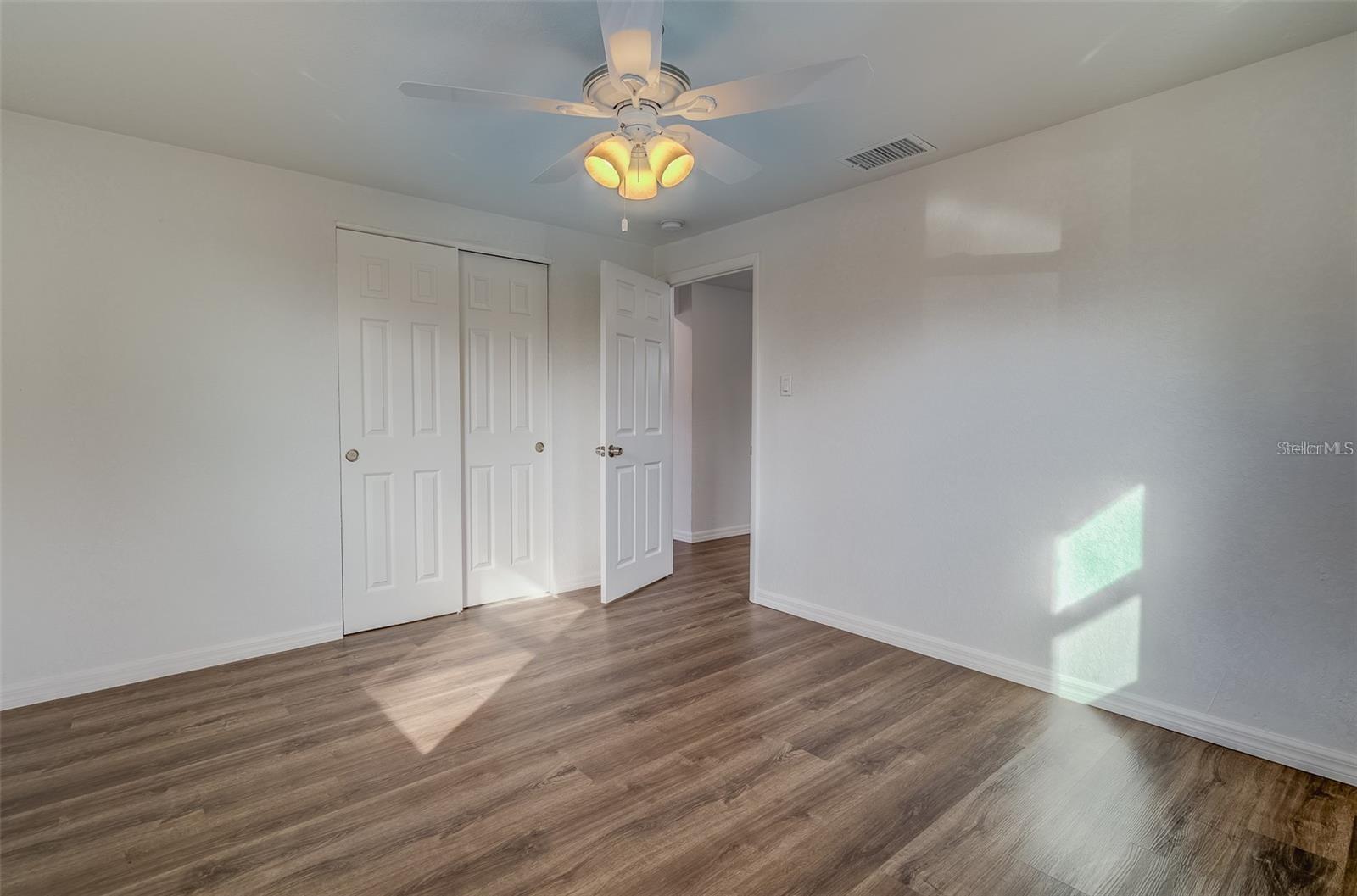 Image 21 of 40 For 8433 76th Avenue