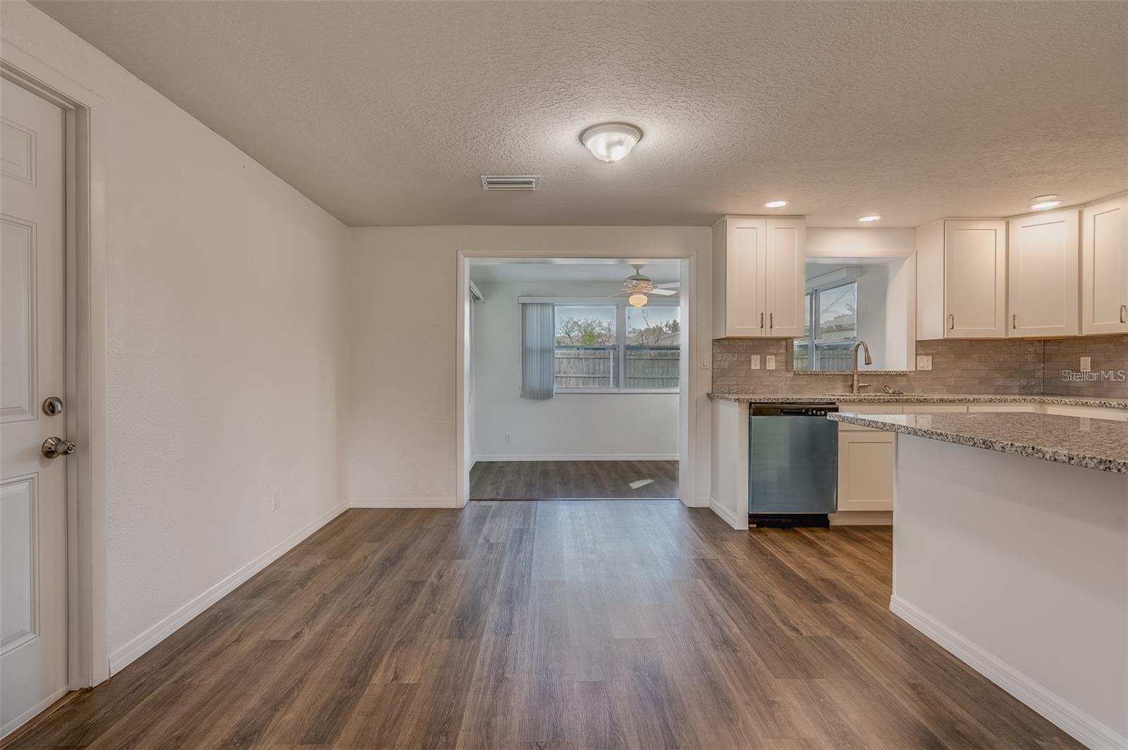 Image 8 of 40 For 8433 76th Avenue