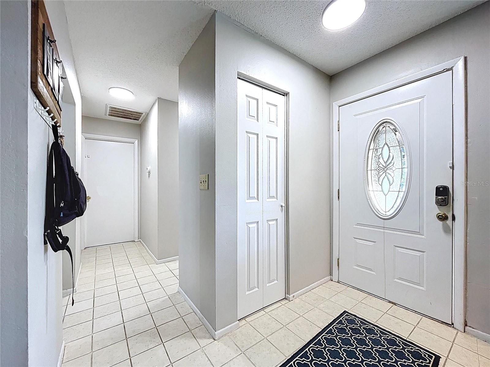 Image 19 of 32 For 2031 Dover Court