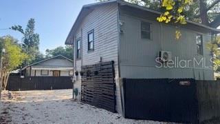 Listing photo id 22 for 1021 Cayuga Street
