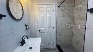 Listing photo id 23 for 1021 Cayuga Street