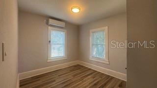 Listing photo id 27 for 1021 Cayuga Street