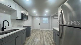 Listing photo id 37 for 1021 Cayuga Street