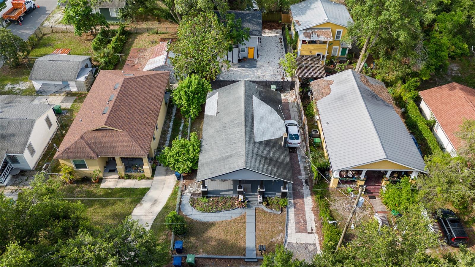 Listing photo id 57 for 1021 Cayuga Street