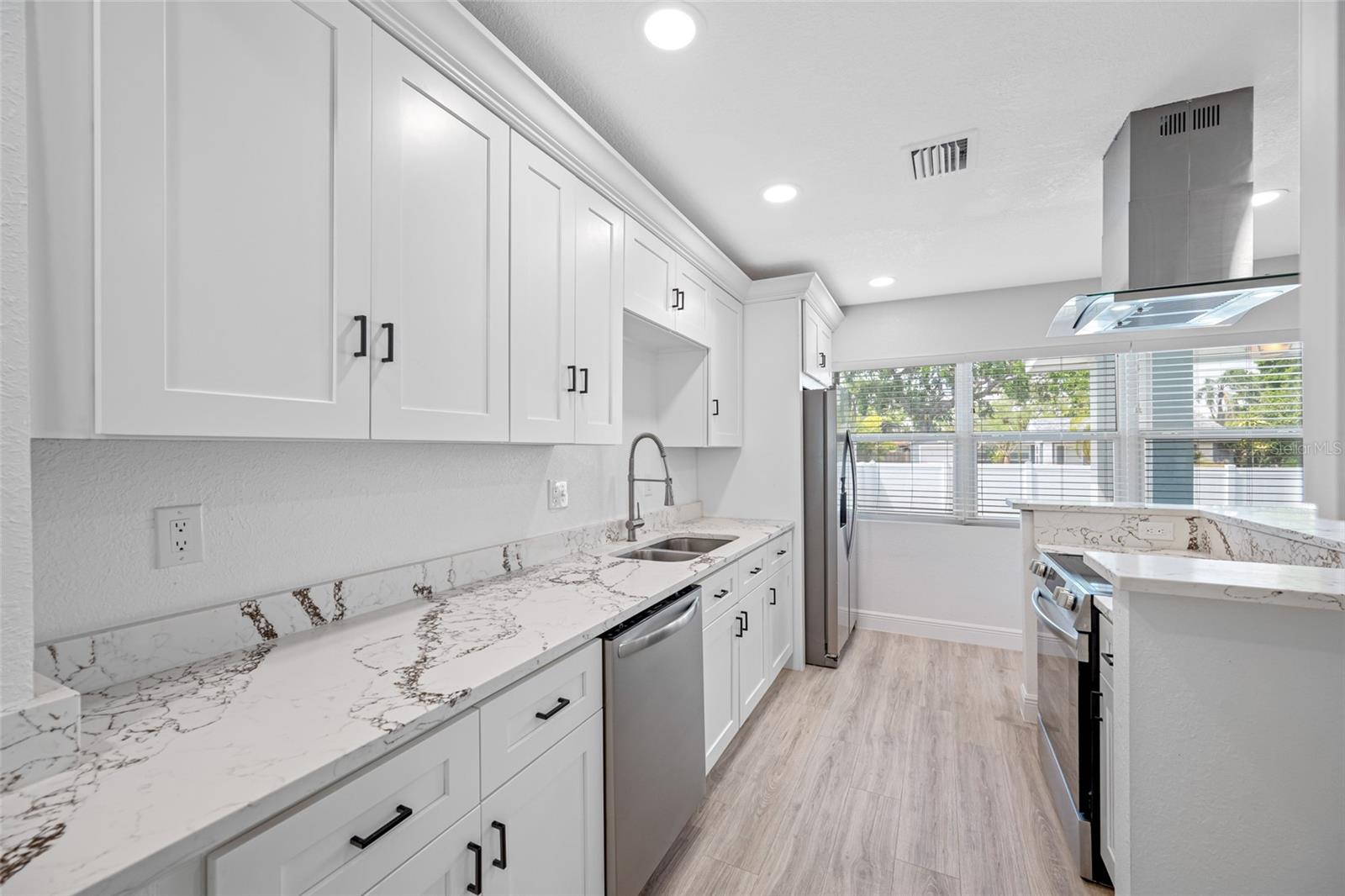 Image 12 of 42 For 255 37th Street N