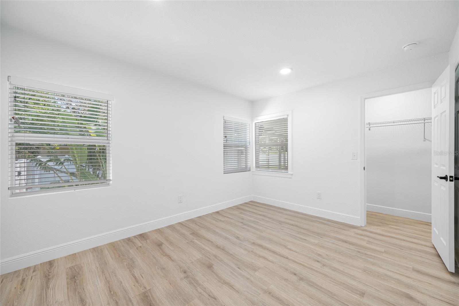 Image 28 of 42 For 255 37th Street N
