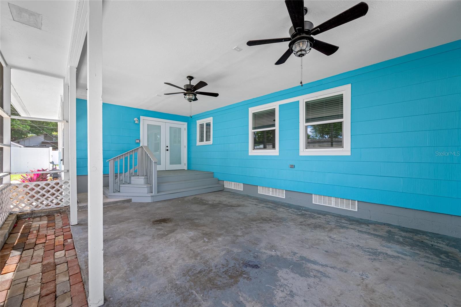 Image 34 of 42 For 255 37th Street N