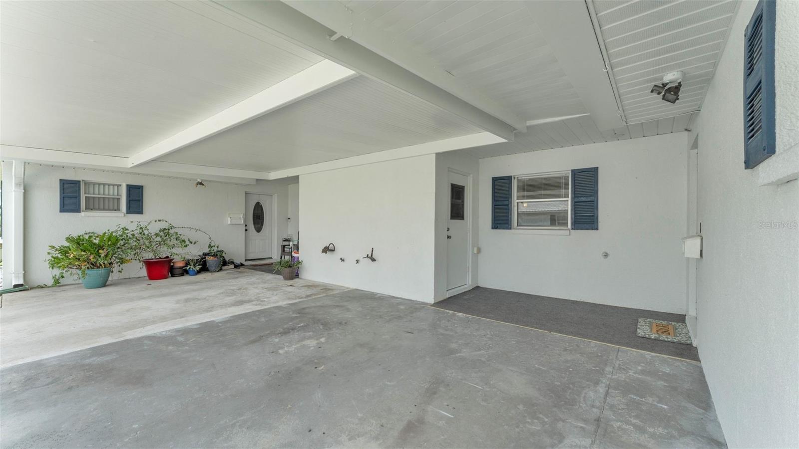 Image 6 of 39 For 3582 Milano Avenue
