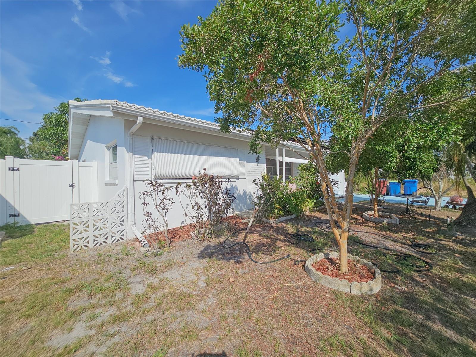 Image 13 of 44 For 2066 High Ridge Drive