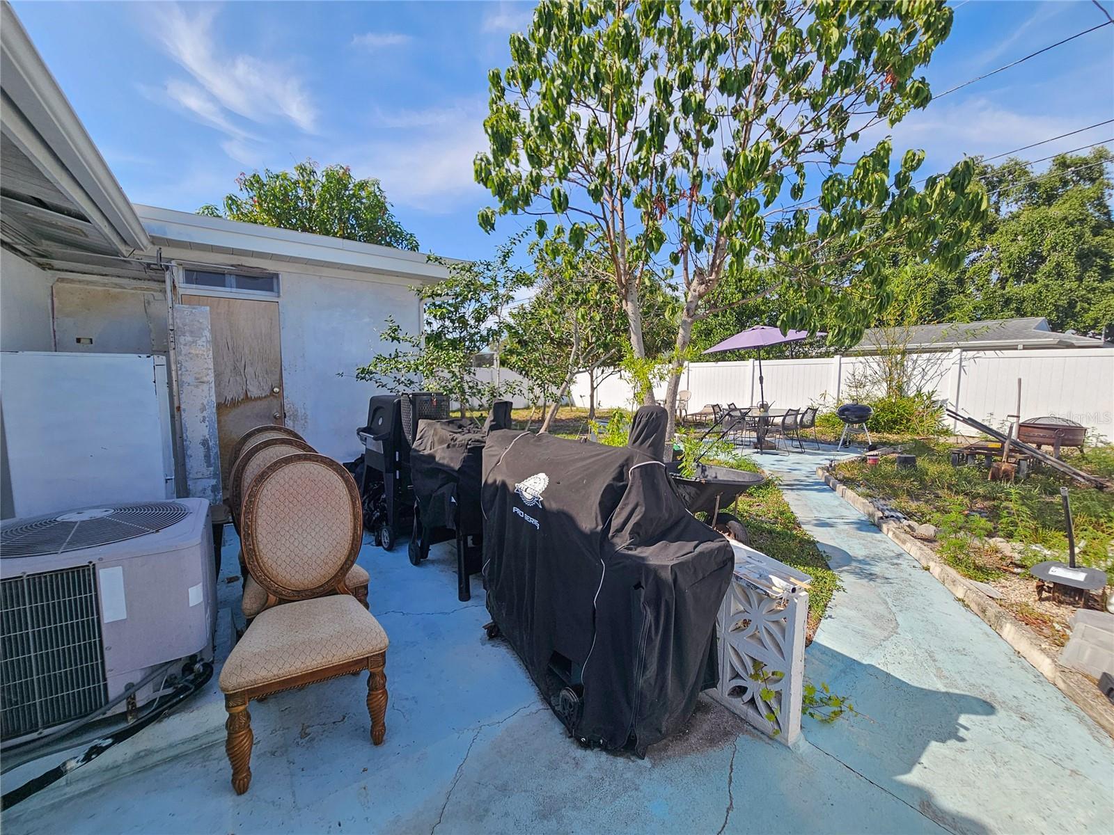 Image 38 of 44 For 2066 High Ridge Drive