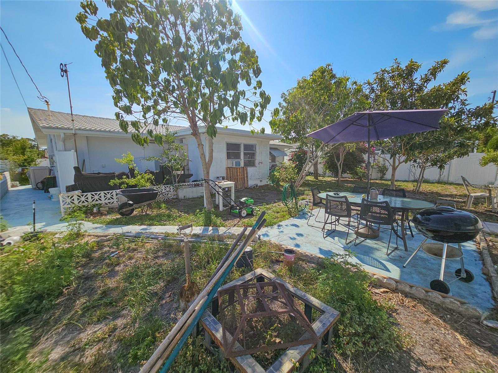 Image 39 of 44 For 2066 High Ridge Drive