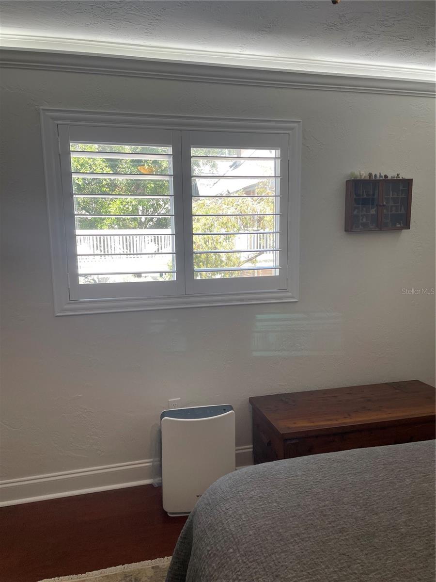 Image 23 of 26 For 210 5th Avenue S 209