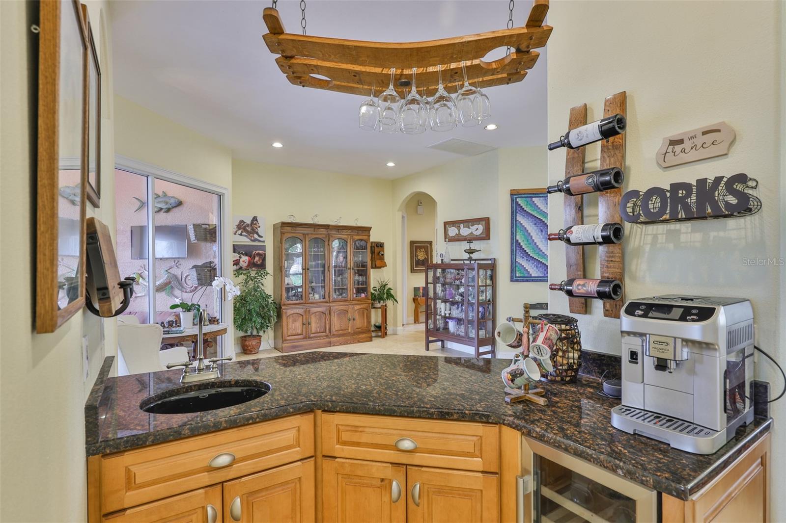 Image 15 of 77 For 920 Symphony Isles Boulevard