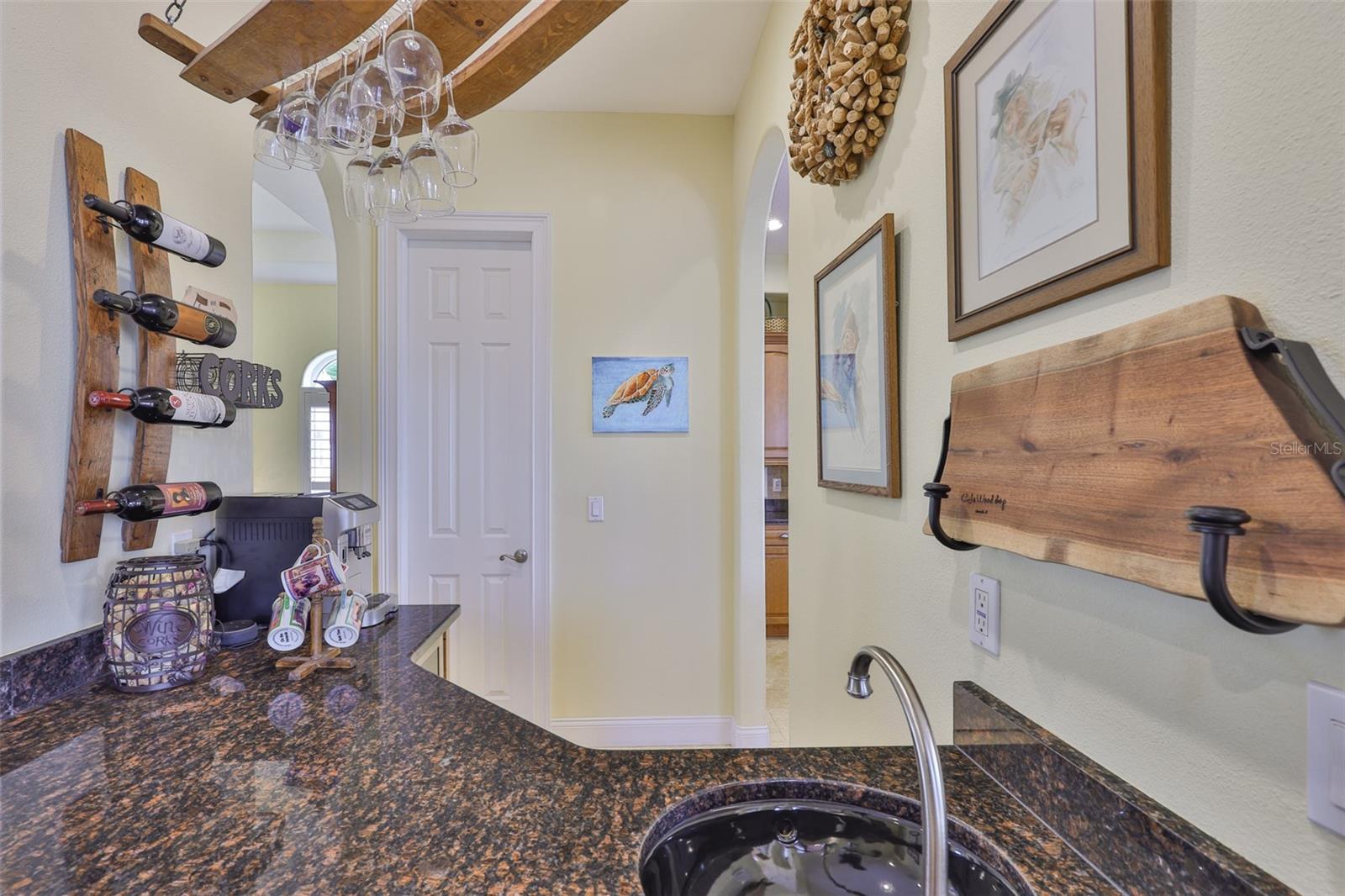 Image 16 of 77 For 920 Symphony Isles Boulevard