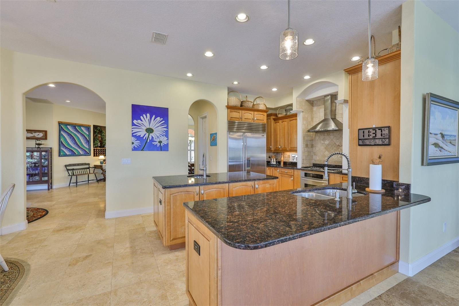 Image 18 of 77 For 920 Symphony Isles Boulevard