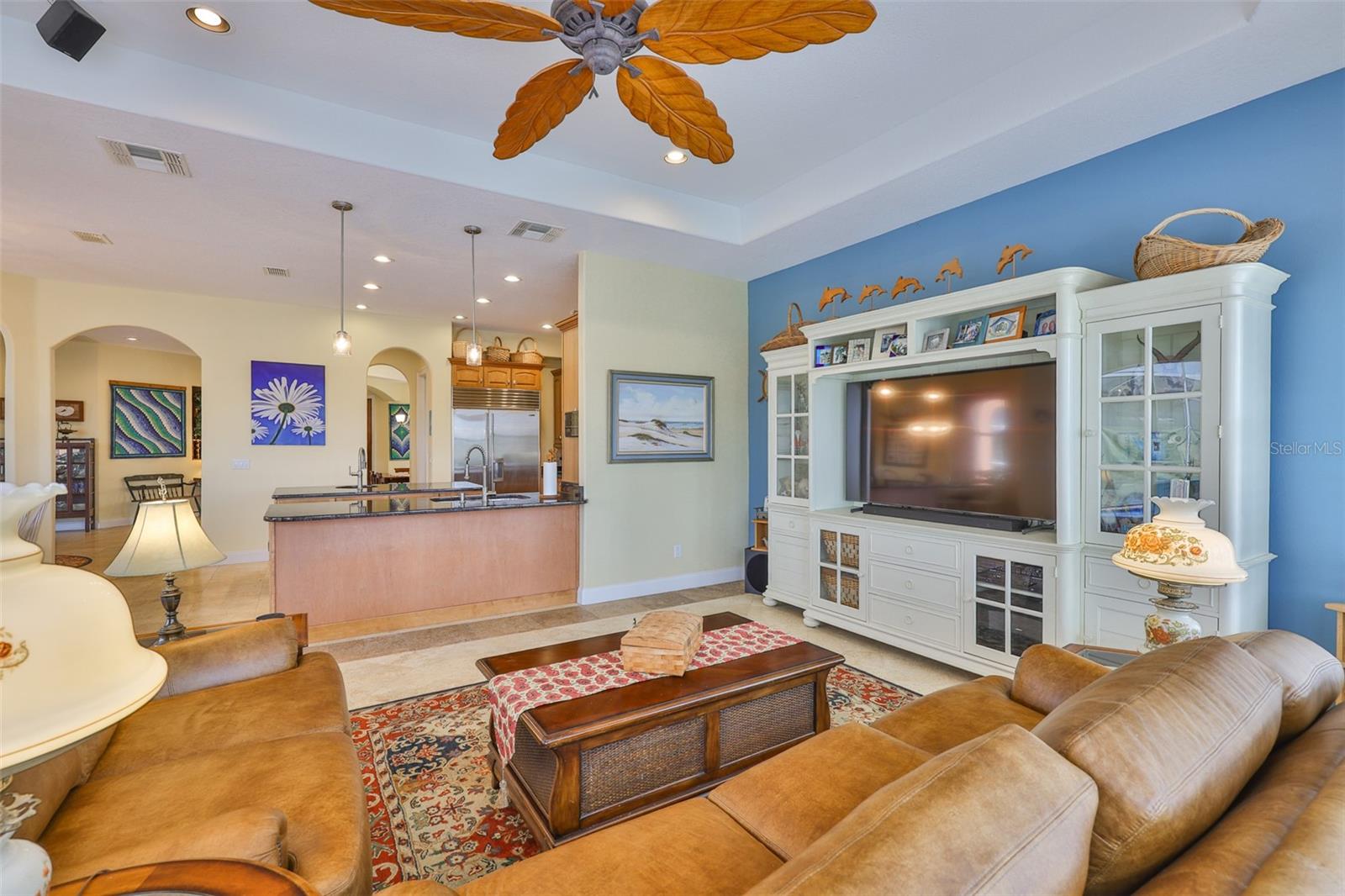 Image 26 of 77 For 920 Symphony Isles Boulevard