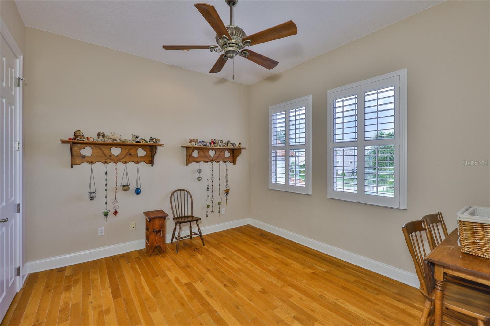 Image 41 of 77 For 920 Symphony Isles Boulevard