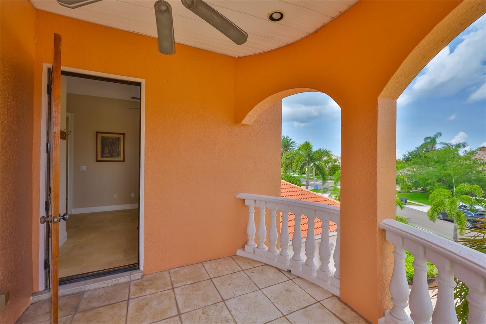 Image 47 of 77 For 920 Symphony Isles Boulevard