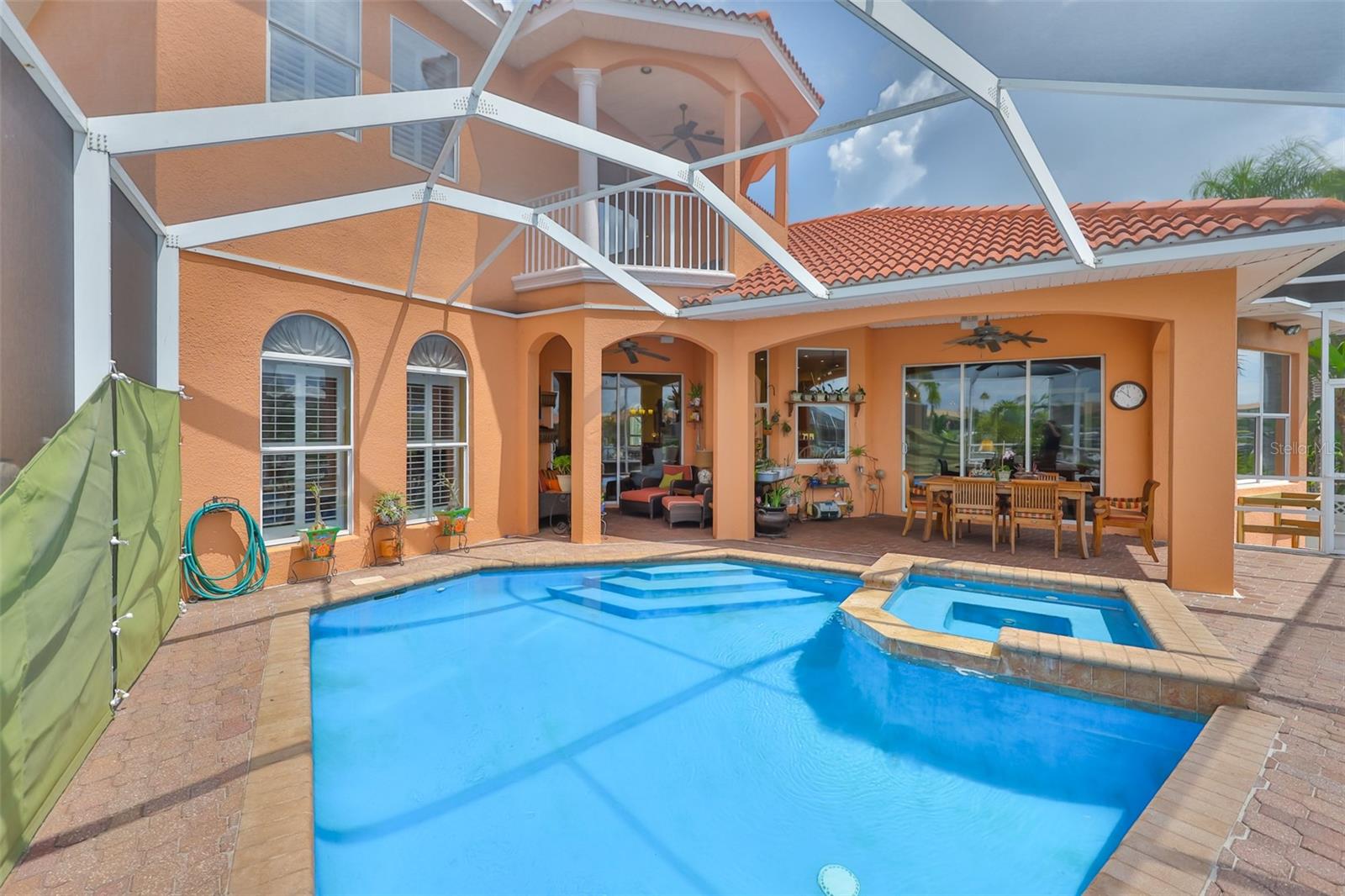 Image 51 of 77 For 920 Symphony Isles Boulevard