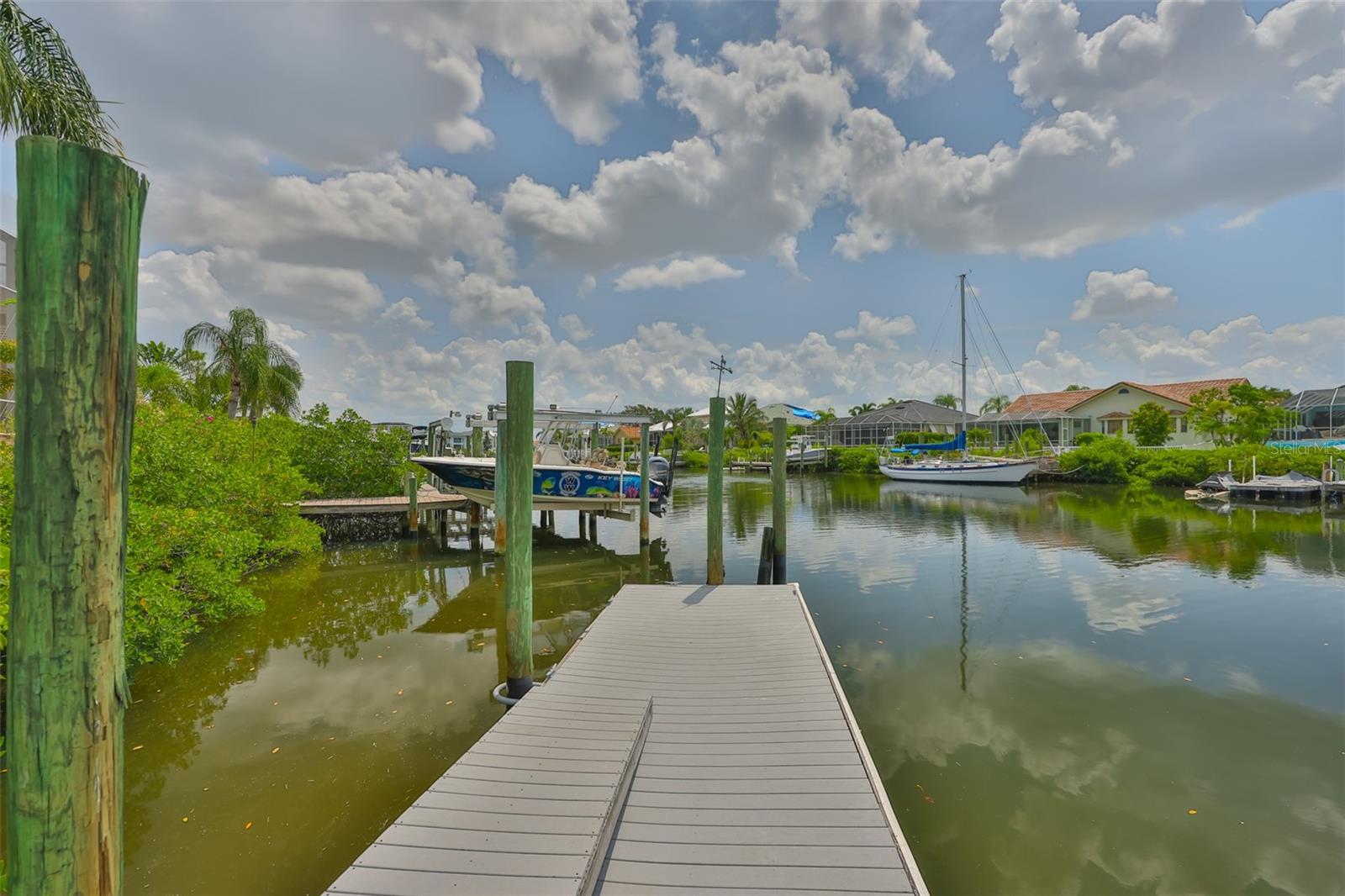Image 62 of 77 For 920 Symphony Isles Boulevard