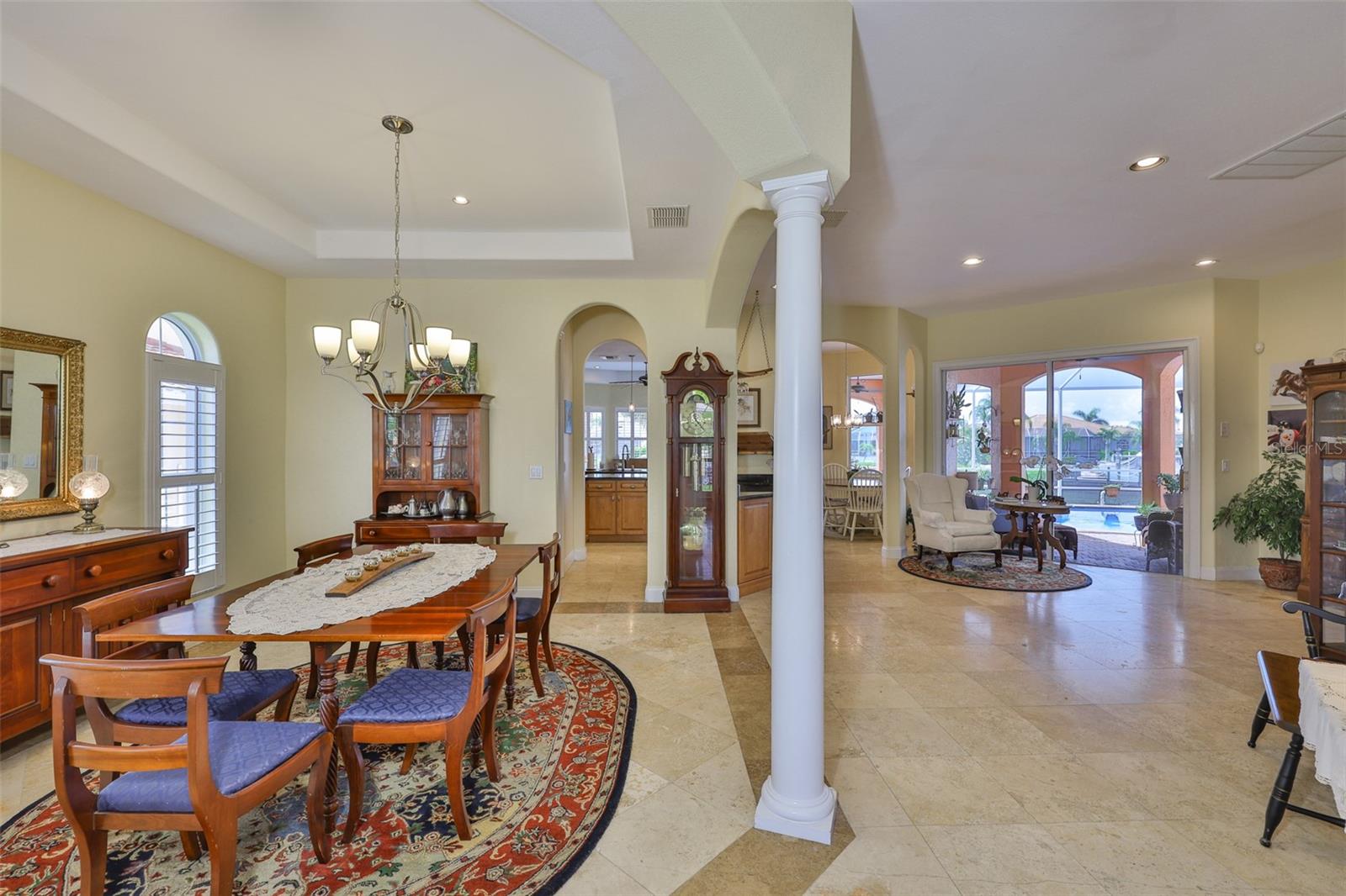 Image 8 of 77 For 920 Symphony Isles Boulevard