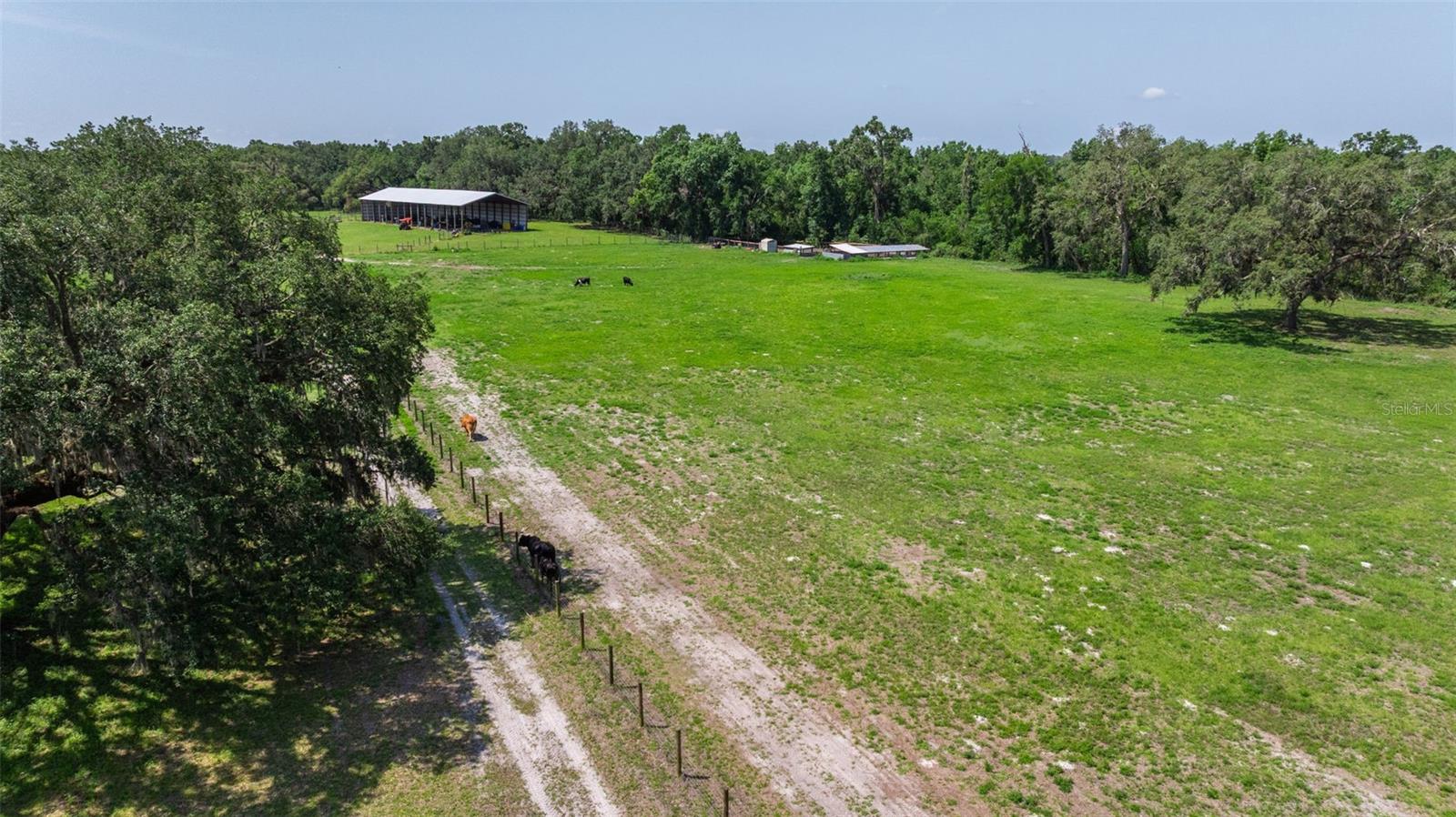 Listing photo id 21 for 21455 Us Hwy 98