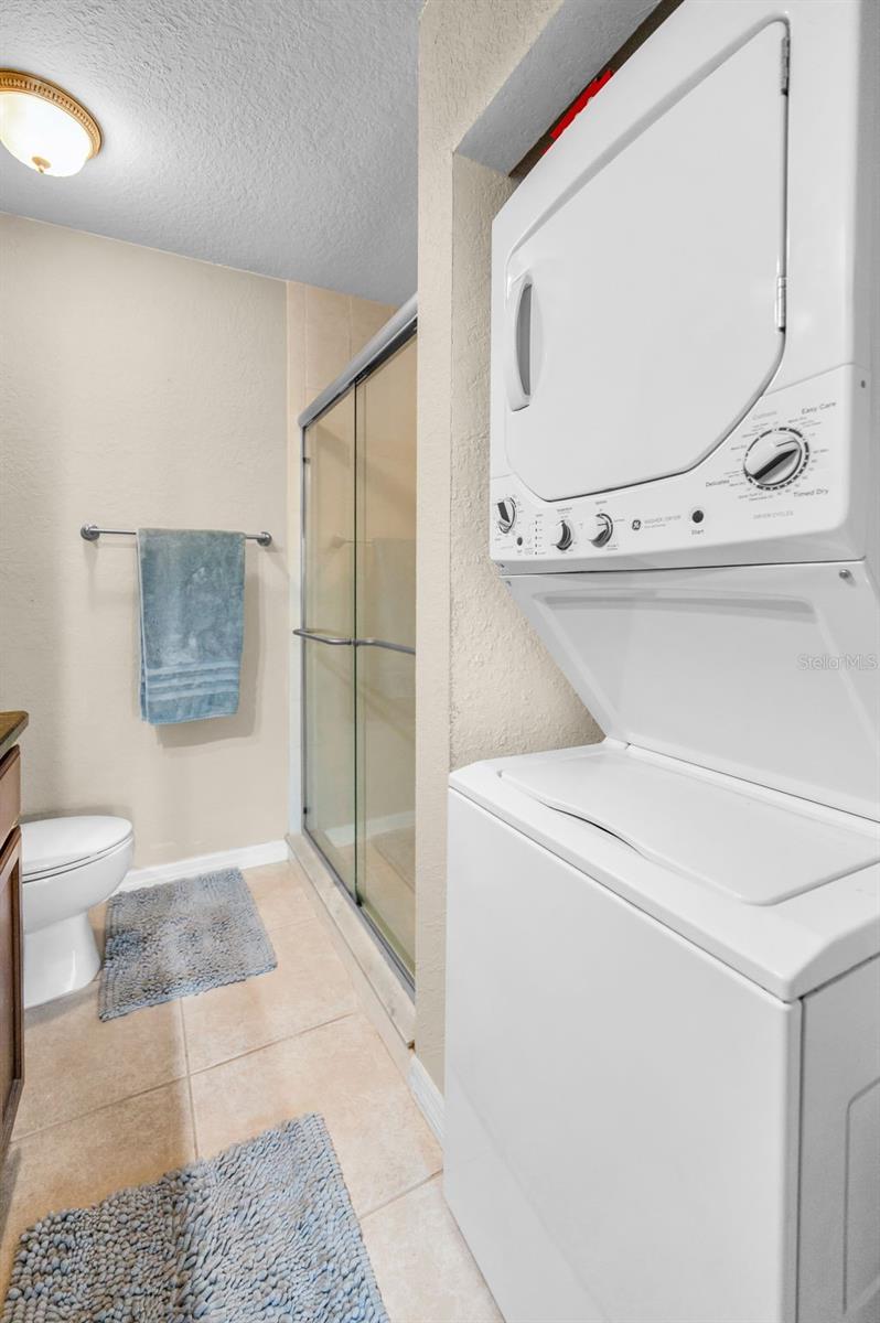 Image 29 of 54 For 704 Lyndhurst Street 624