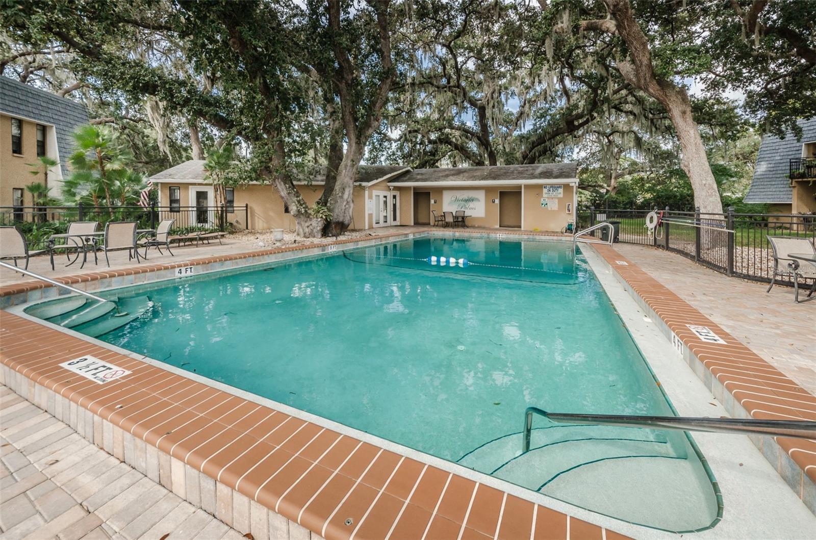 Image 39 of 54 For 704 Lyndhurst Street 624