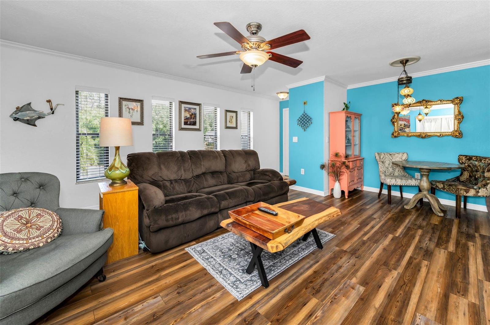 Image 8 of 54 For 704 Lyndhurst Street 624
